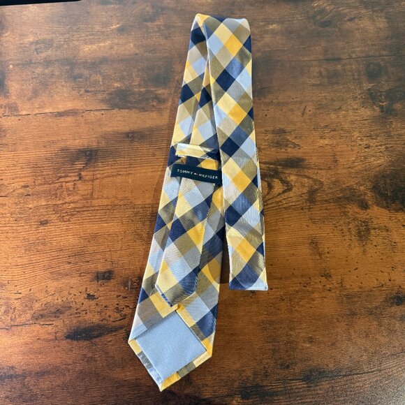 Tommy Hilfiger Men's Neck Tie ~ Gold/Grey/Blue~ Plaids & Checks Tie - Picture 2 of 3